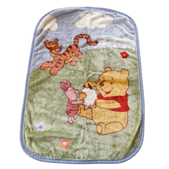 Winnie The Pooh Tigger Piglet Lamb Fleece Baby Blanket Vintage 43x30 Clouds